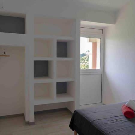 Blue Lagoon Appart En Residence Acces Plage Le Gosier  Bagian luar foto